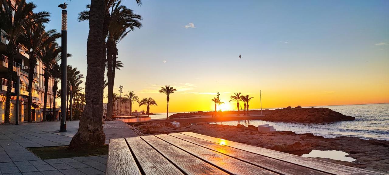 Beachside Apartment In Torrevieja Exterior foto